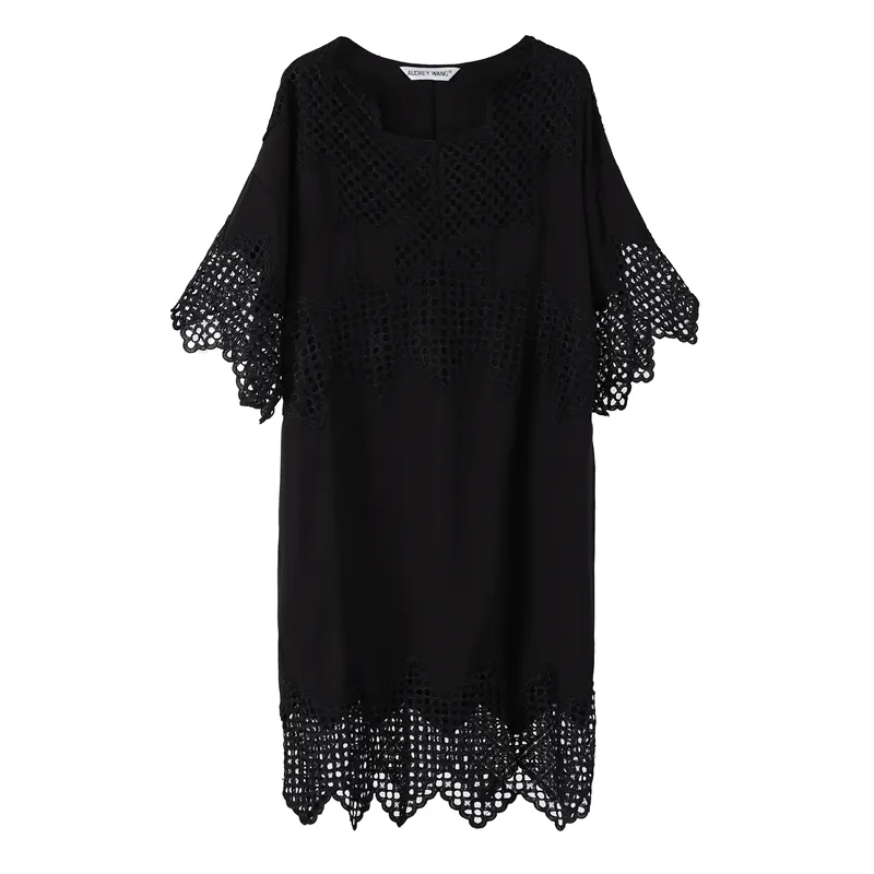 8GIRLS DESIGN BLACK SMOCK DRESS WITH LACE DETAIL