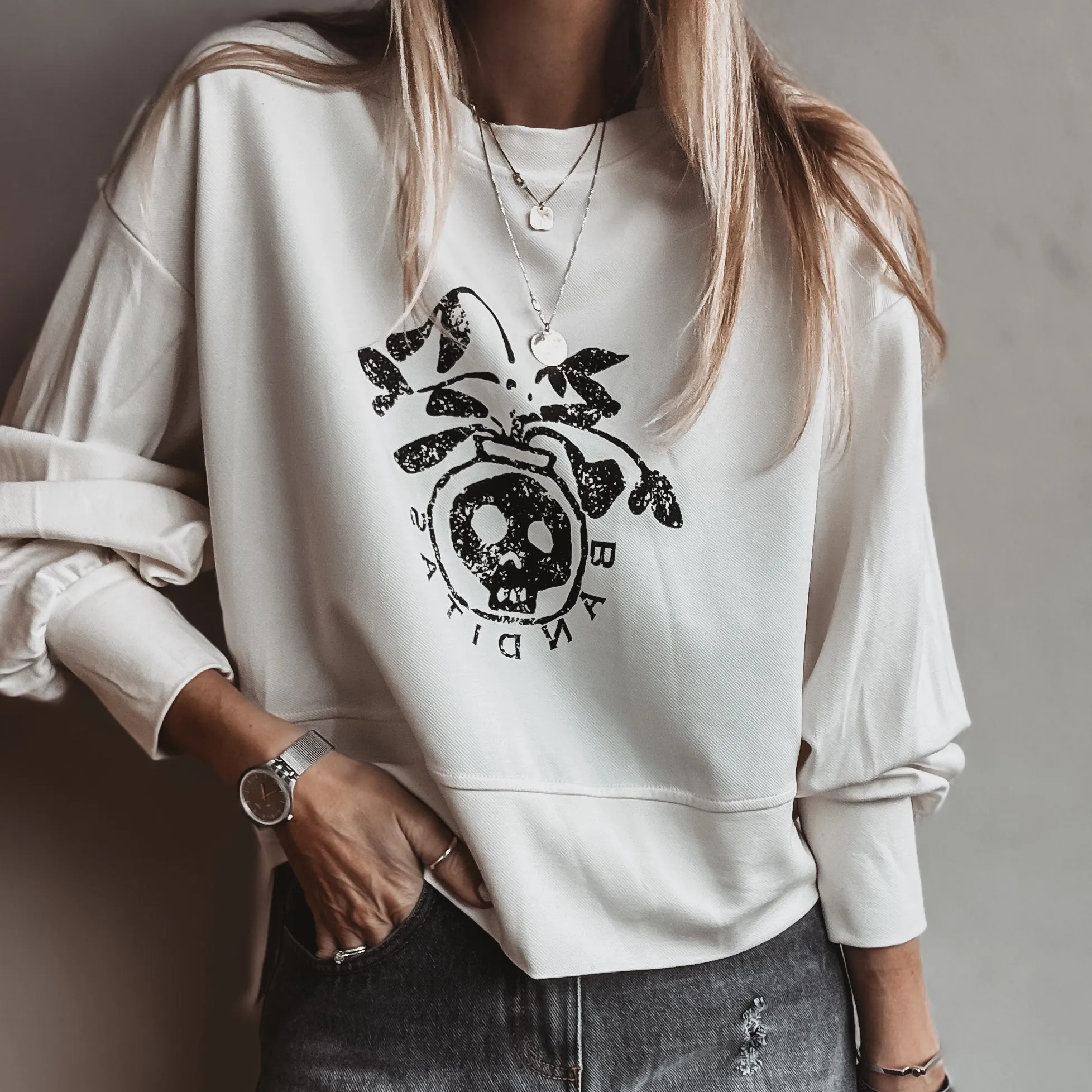 Banditas flowers sweatshirt  *NEW*