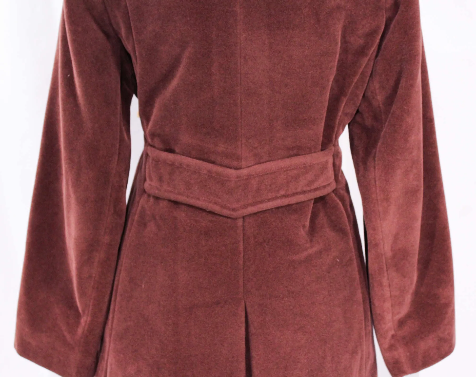Size 12 Winter Coat with Lavender Purple Fox Collar - Large 1960s 70s Overcoat with Pockets - Brown Velour & Unique Color Fur - Bust 38