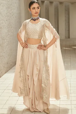 The Neo-Classic Cape Set