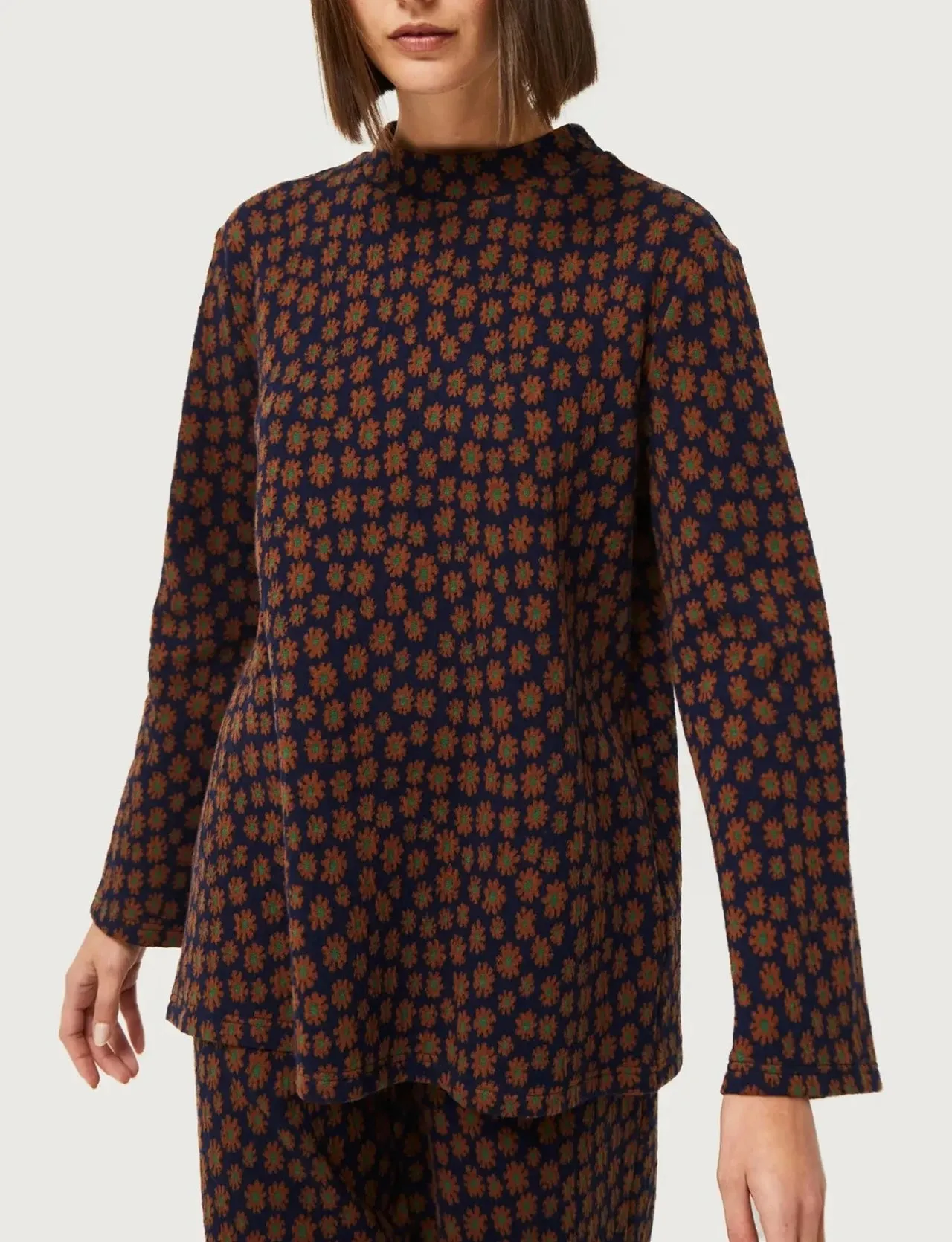 Winter Daisy Shirt