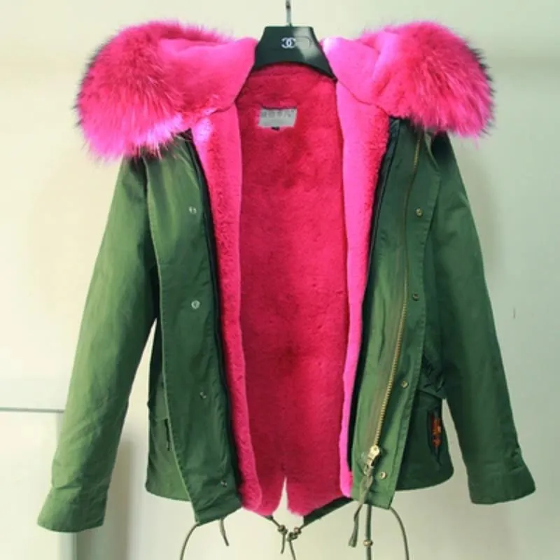 Women's Winter Casual Polyester Slim Short Parka With Raccoon Fur